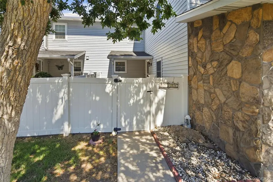 2528 S Vaughn Way #C, Aurora, CO 80014 - #3