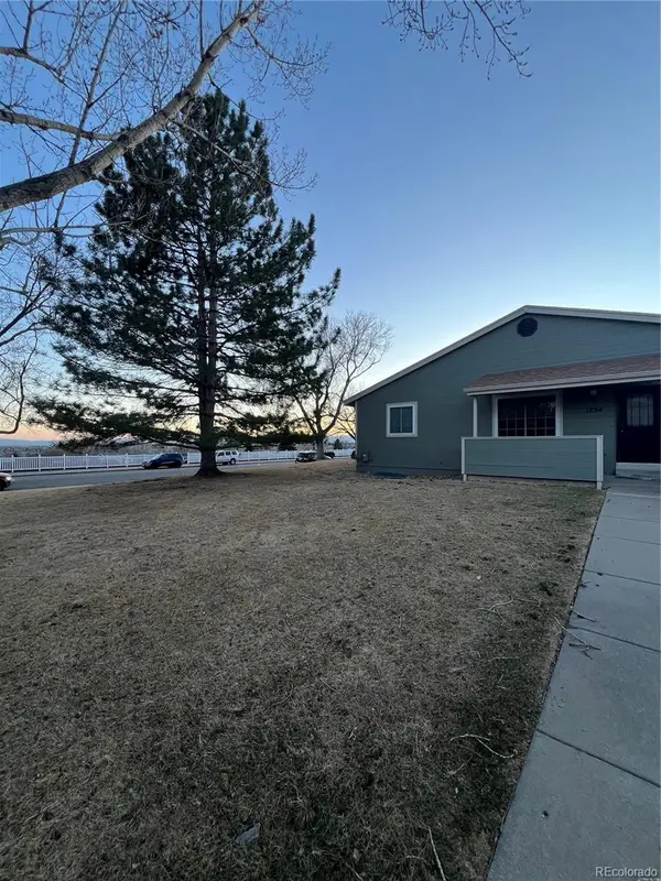 1734 W 101st Avenue, Thornton, CO 80260