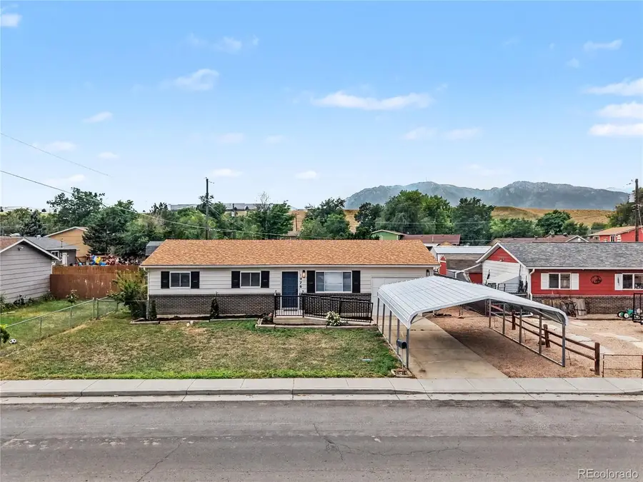 1076 Maxwell Street, Colorado Springs, CO 80906 - #2
