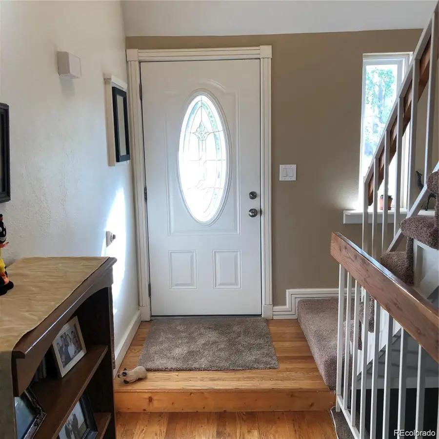 995 W Peakview Circle, Littleton, CO 80120 - Image #3