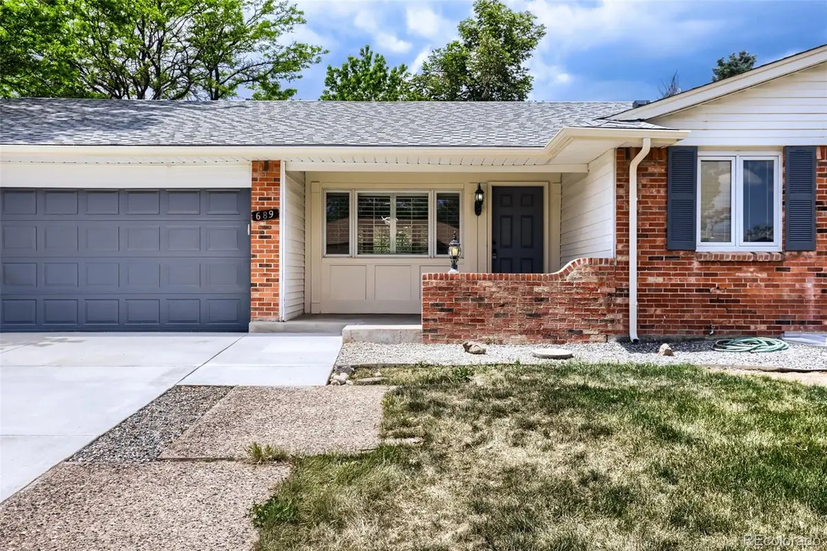 689 Jasper Street, Aurora, CO 80011 - #1