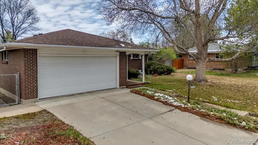 3220 S Fulton Court, Denver, CO 80231 - #3