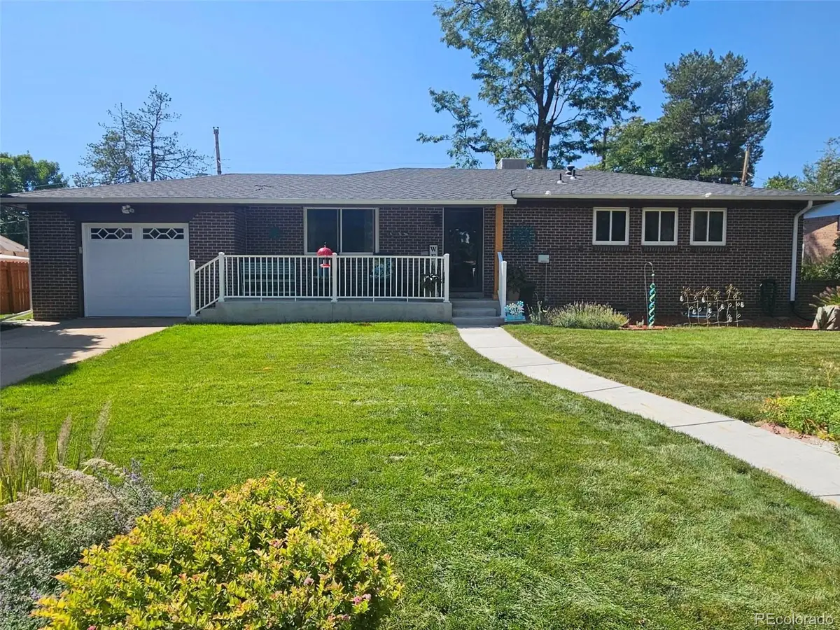 8162 W Louisiana Place, Lakewood, CO 80232 - #1