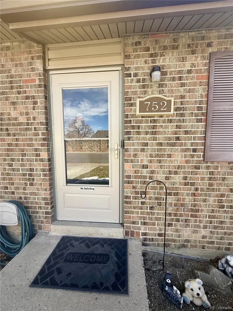 752 Lewiston Street, Aurora, CO 80011 - Image #3