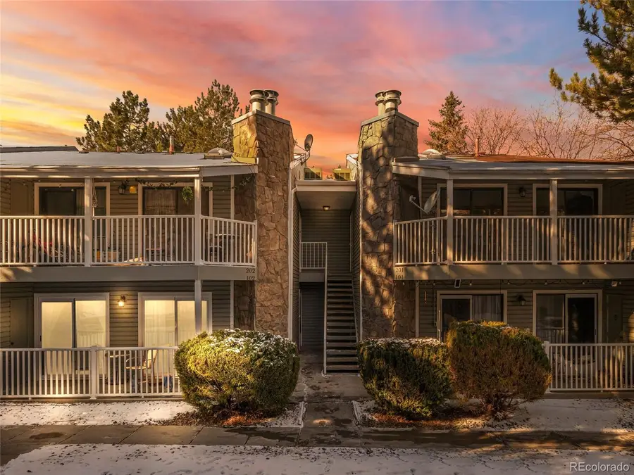 902 S Walden Street #102, Aurora, CO 80017 - Image #2