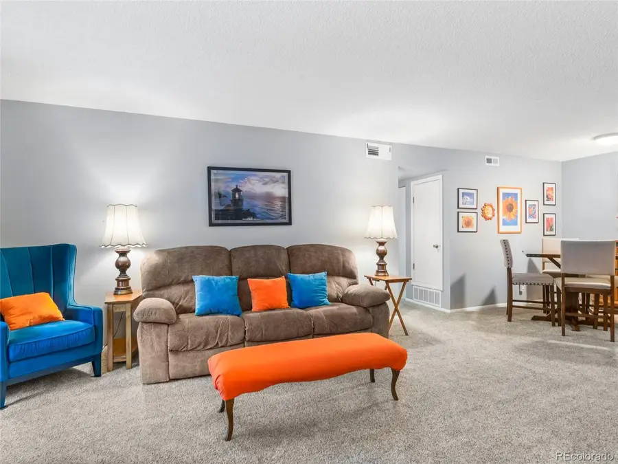 902 S Walden Street #102, Aurora, CO 80017 - Image #3