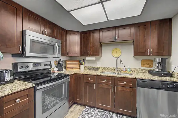14390 E Marina Drive #208, Aurora, CO 80014