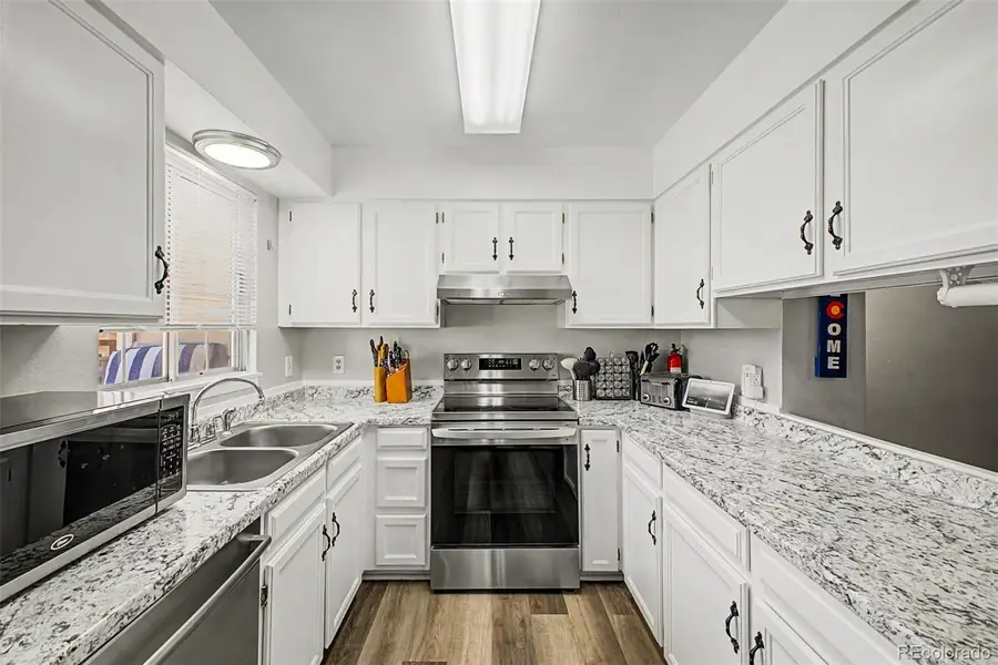 6708 S Holland Way, Littleton, CO 80128 - #2
