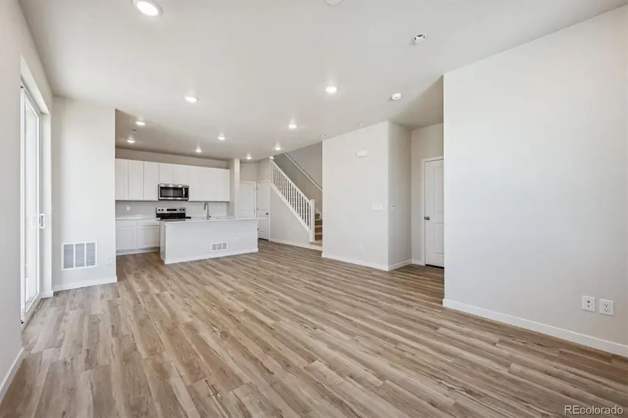 4613 N Versailles, Aurora, CO 80019 - #3