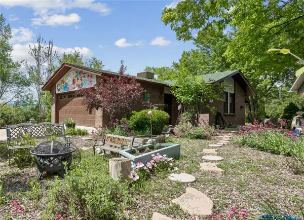 12173 W 27th Drive, Lakewood, CO 80215