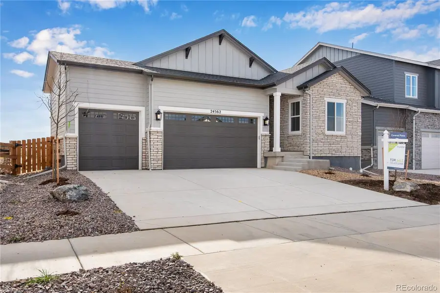 24562 E 34th Avenue, Aurora, CO 80019 - Image #2