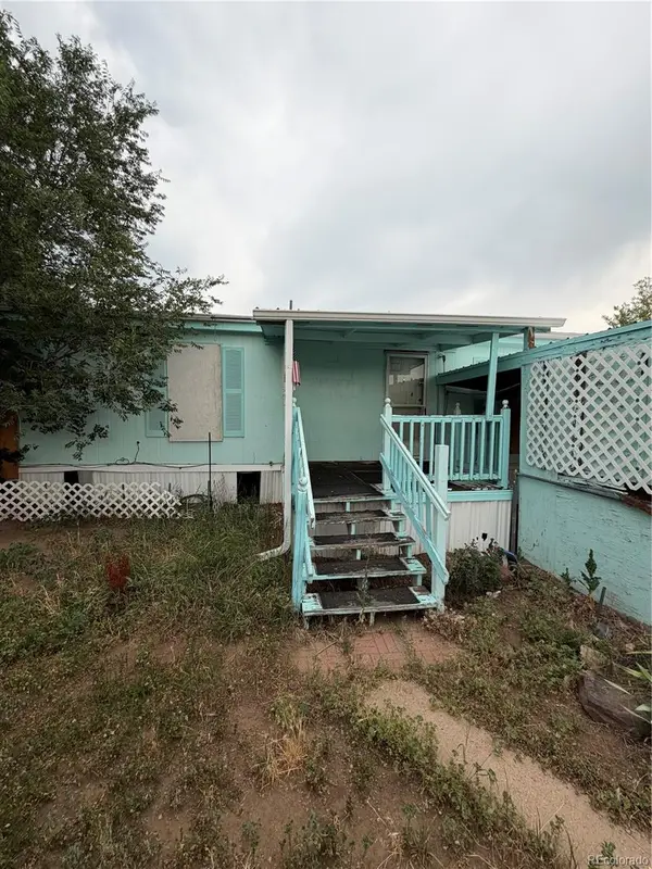 15 Zurich Street, Golden, CO 80401