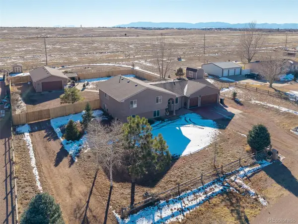 758 E Woodleaf Drive, Pueblo, CO 81007