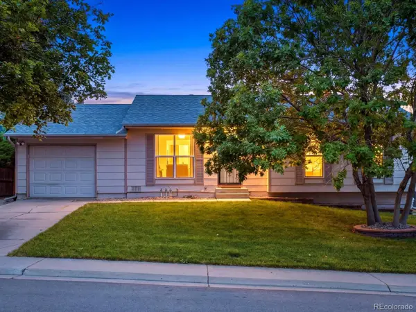 1208 S Cathay Street, Aurora, CO 80017