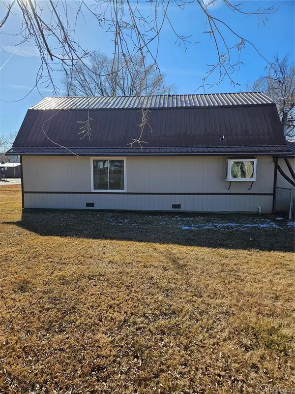 647 Denver Avenue, De Beque, CO 81630