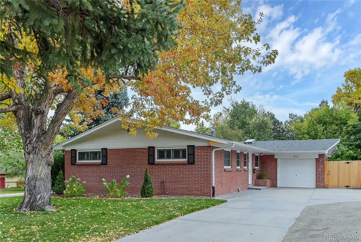 6710 S Foresthill Street, Littleton, CO 80120 - Image #1