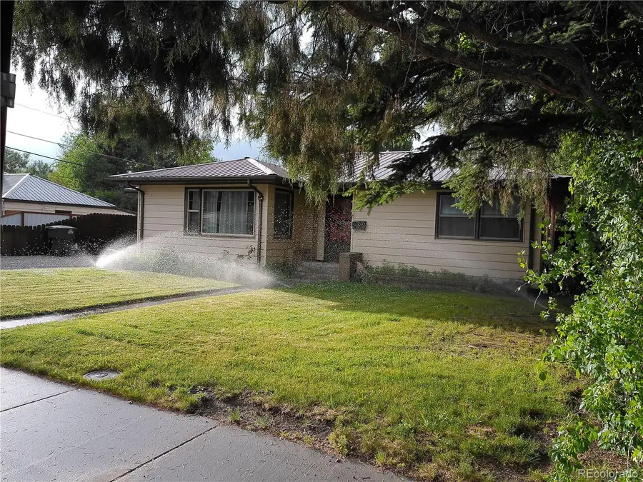 711 1st Street, Alamosa, CO 81101 - #2