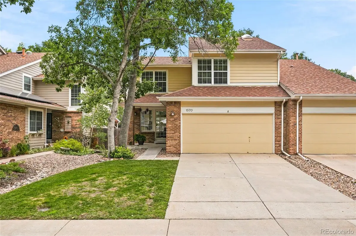 1570 S Roslyn Street, Denver, CO 80231 - #1