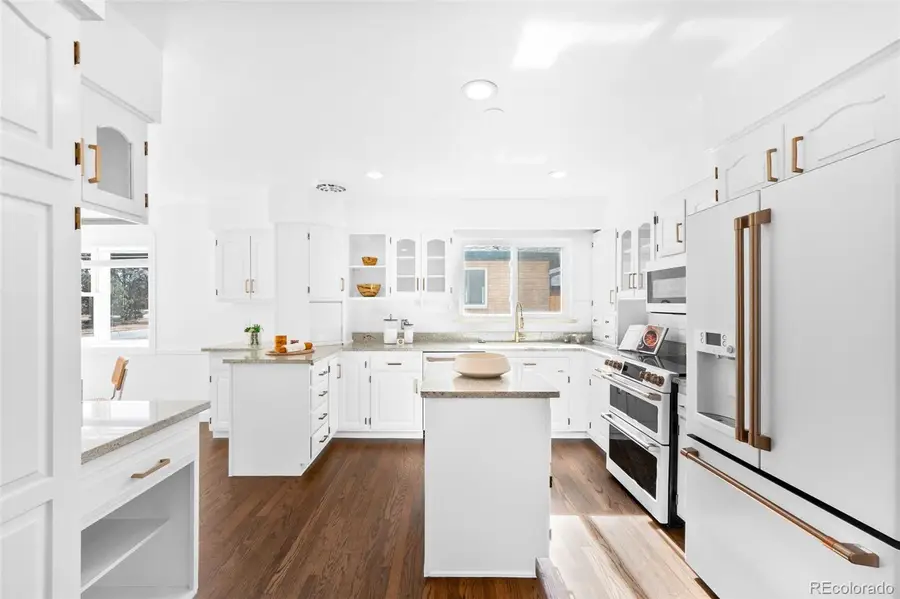 3035 N Monaco Parkway, Denver, CO 80207 - Image #2