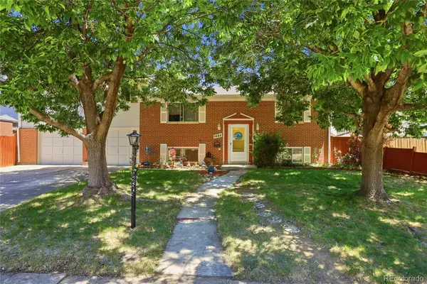 1484 S Balsam Court, Lakewood, CO 80232