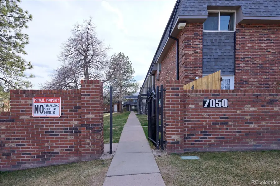 7050 W Cedar Avenue #212, Lakewood, CO 80226 - #3