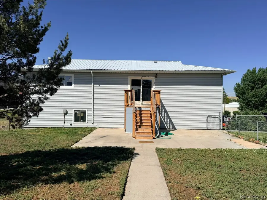 140 3rd Avenue, Deer Trail, CO 80105 - #2
