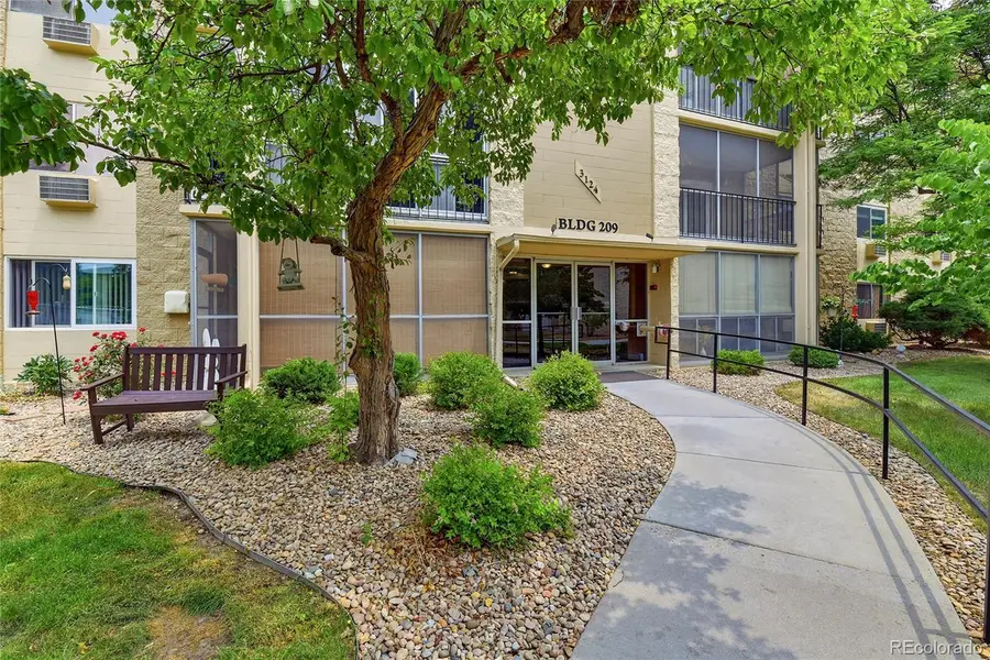 3124 S Wheeling Way #211, Aurora, CO 80014 - #2