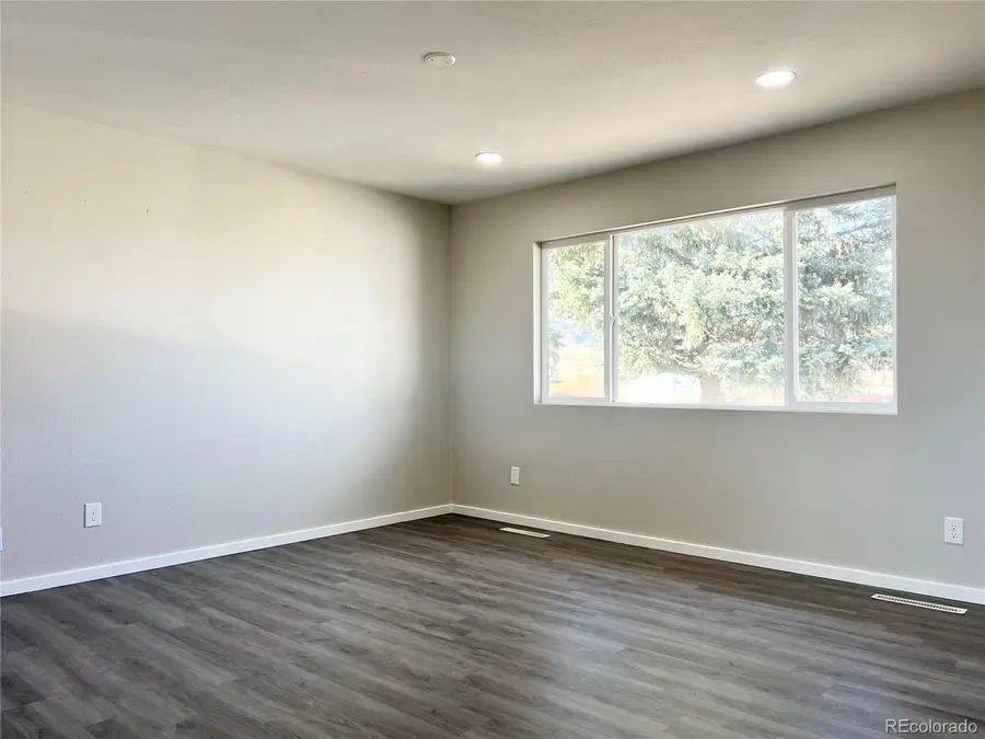 907 W Madison Street, Colorado Springs, CO 80907 - #3