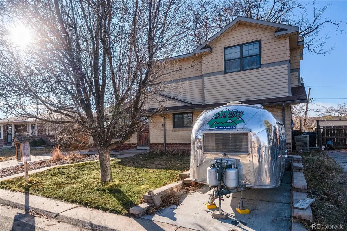 525 Elmira Street, Aurora, CO 80010 - Image #1