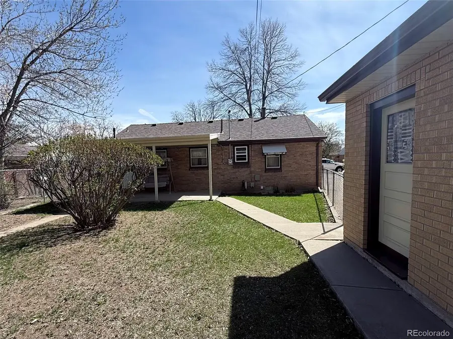 5555 Dudley Court, Arvada, CO 80002 - #2