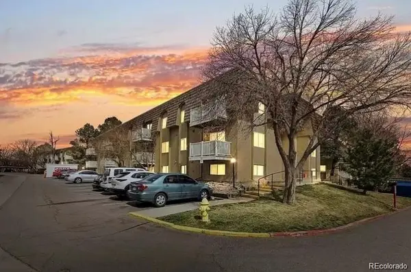 7455 E Quincy Avenue #204, Denver, CO 80237