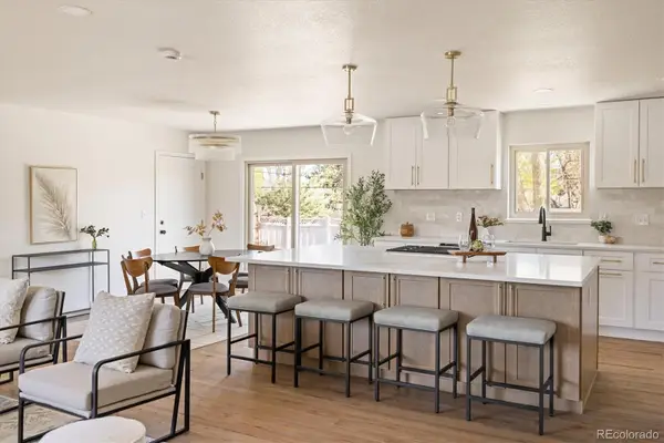 11820 W 30th Place, Lakewood, CO 80215
