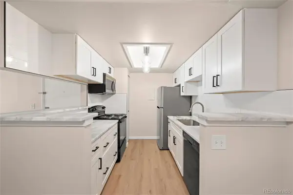 1792 S Pitkin Circle #A, Aurora, CO 80017