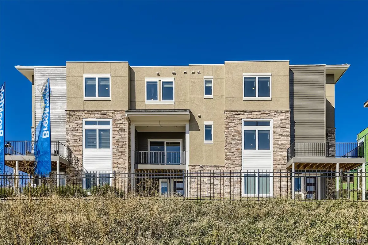 15553 W Washburn Drive, Lakewood, CO 80228 - Image #1