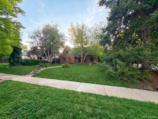 1600 Hudson Street, Denver, CO 80220