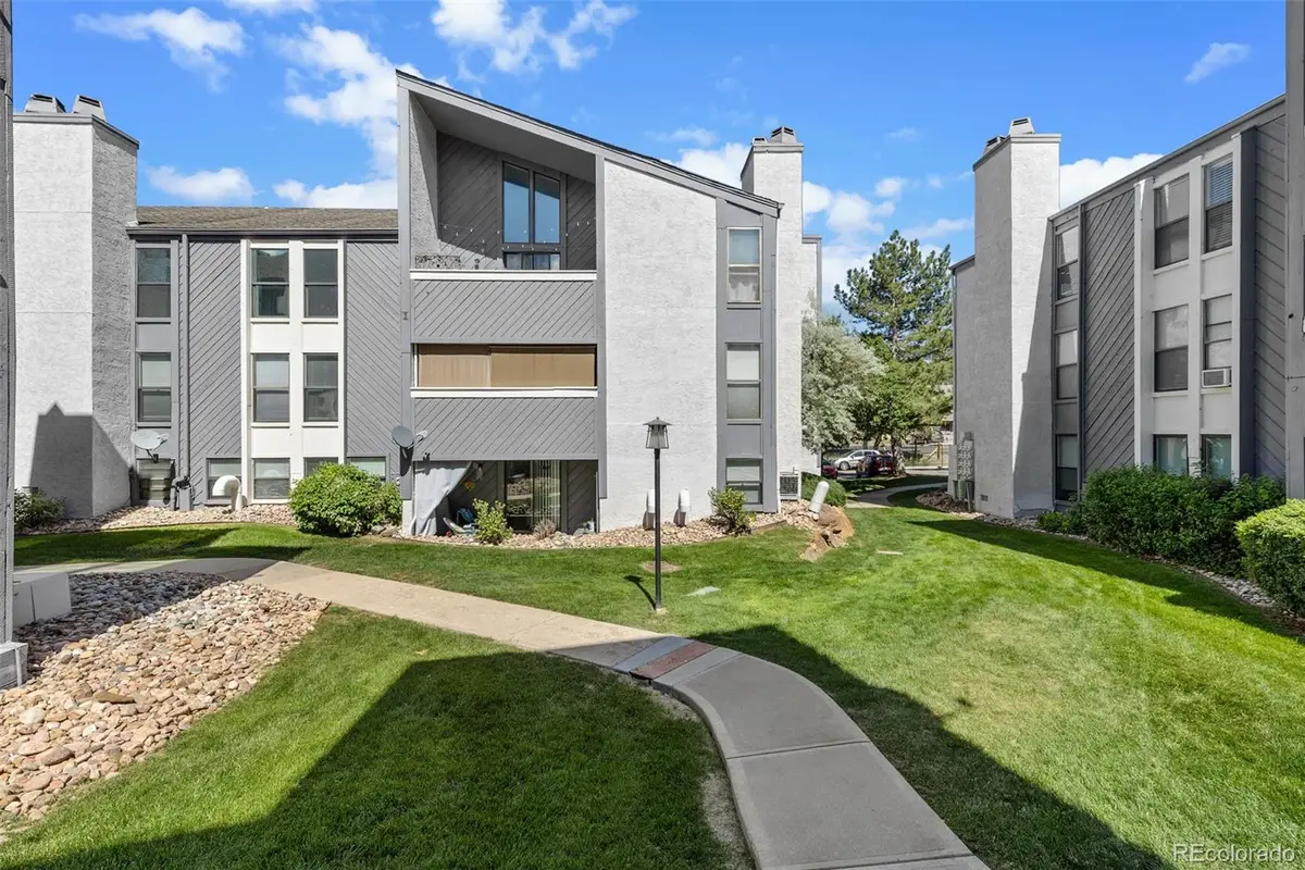 9867 E Peakview Avenue #E1, Englewood, CO 80111 - #1