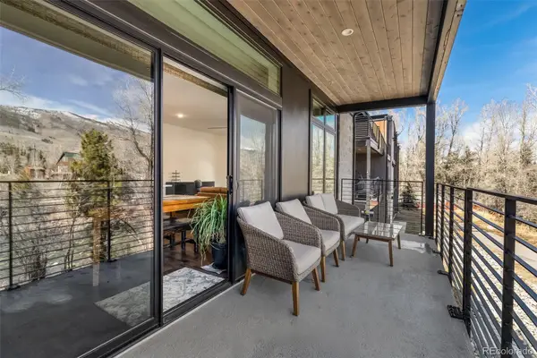 930 Blue River Parkway #821, Silverthorne, CO 80498