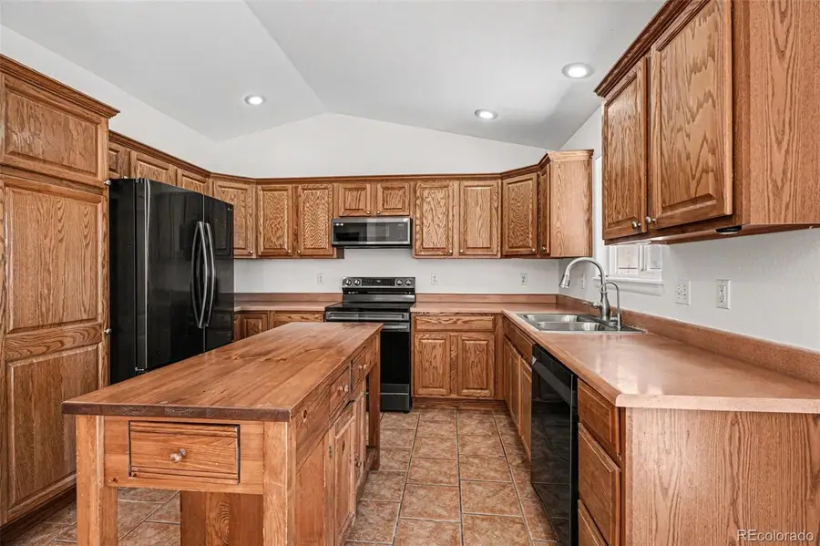 5108 Aramis Court, Pueblo, CO 81005 - #2