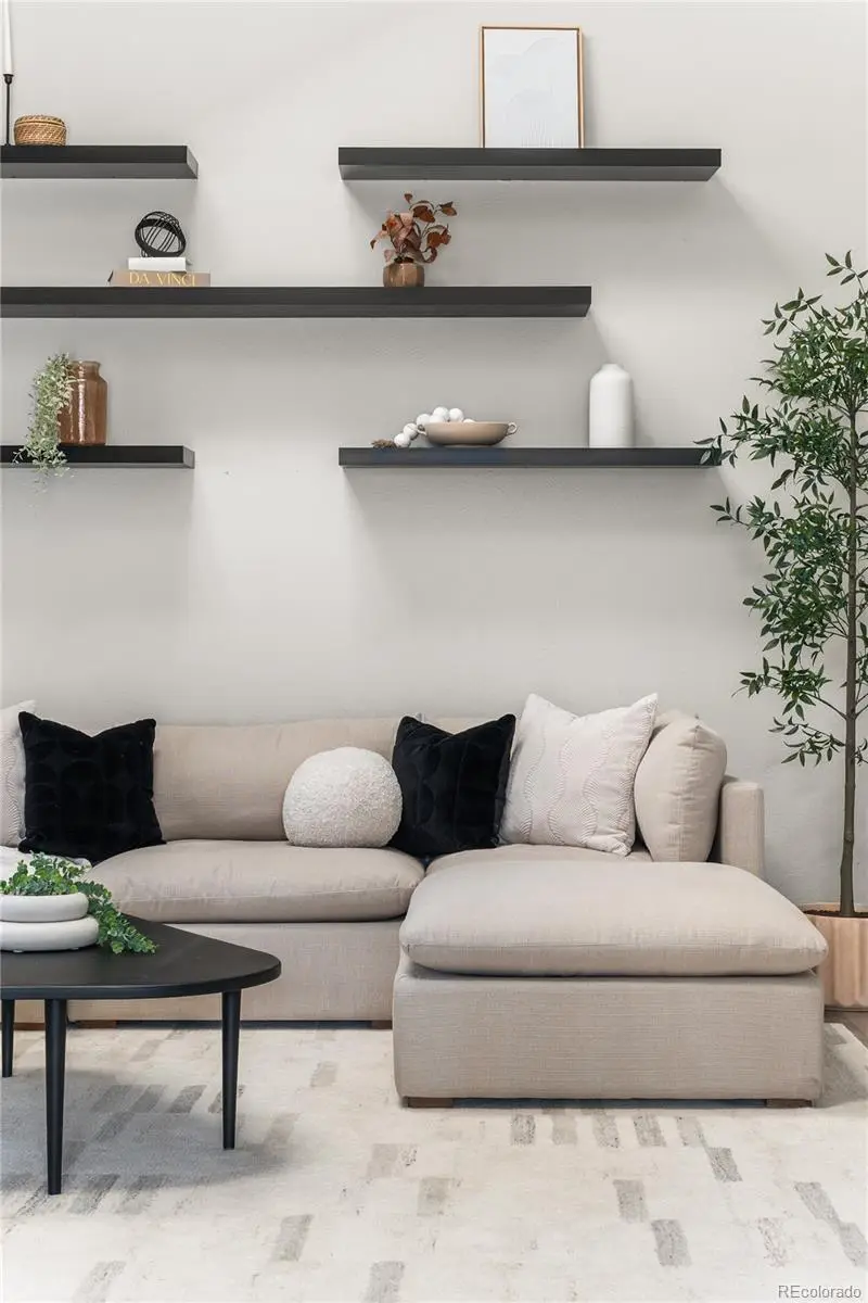 8674 S Yukon Street, Littleton, CO 80128 - Image #3