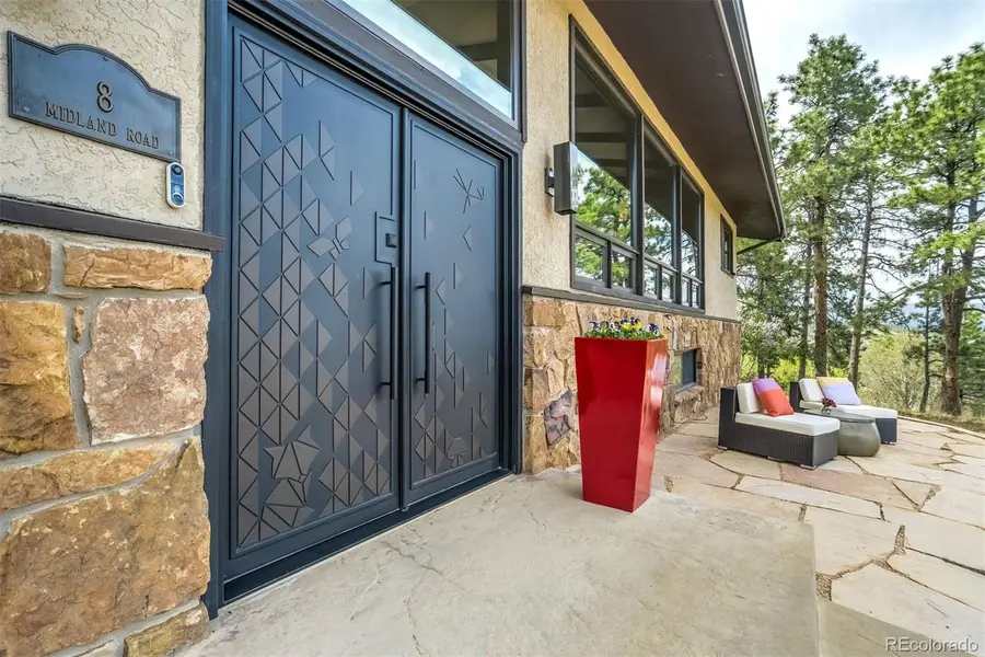 8 Midland Road, Colorado Springs, CO 80906 - #3