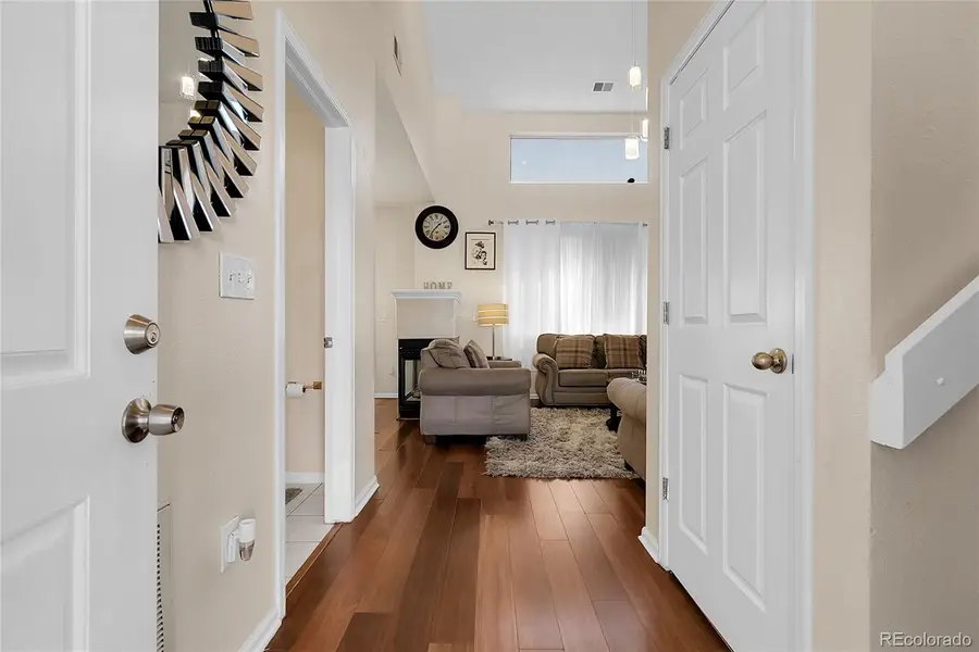 337 Ivory Circle, Aurora, CO 80011 - Image #2