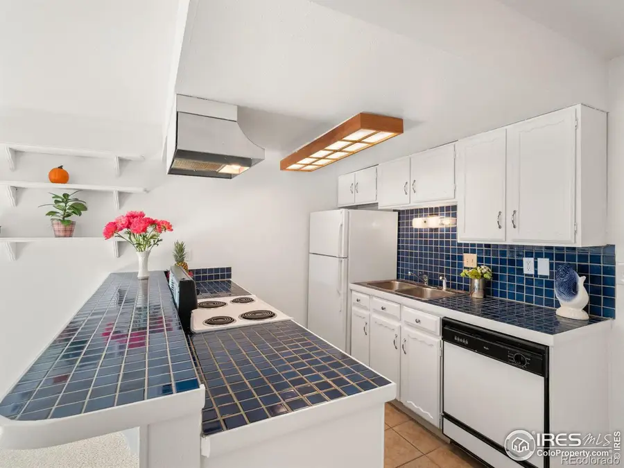 645 Manhattan Place #304, Boulder, CO 80303 - Image #3