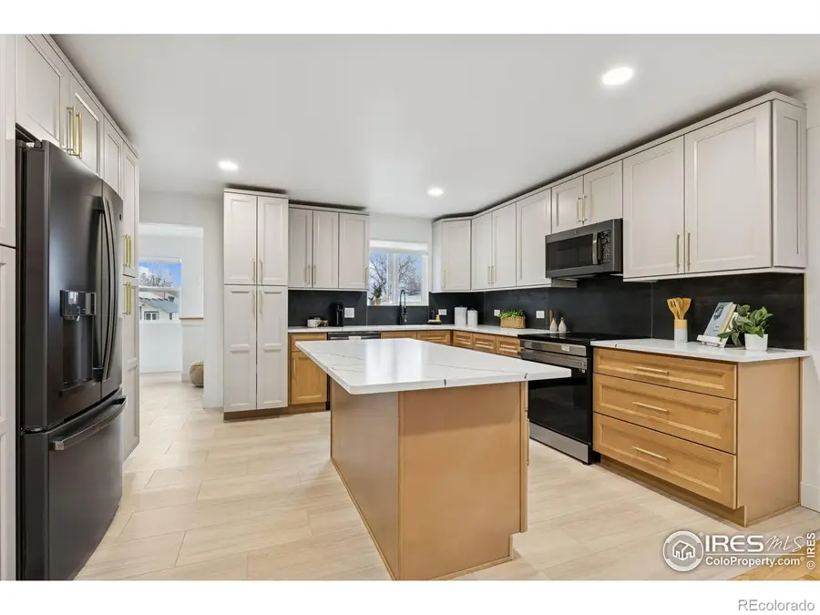 250 S Cleveland Avenue, Loveland, CO 80537 - #3