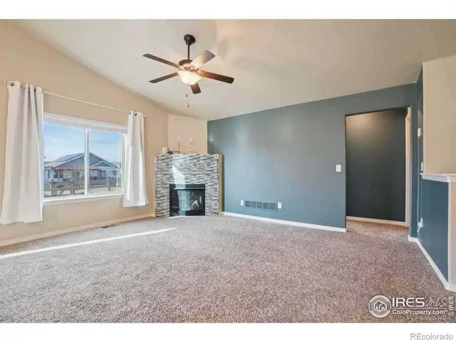 541 Mount Rainier Street, Berthoud, CO 80513 - Image #2
