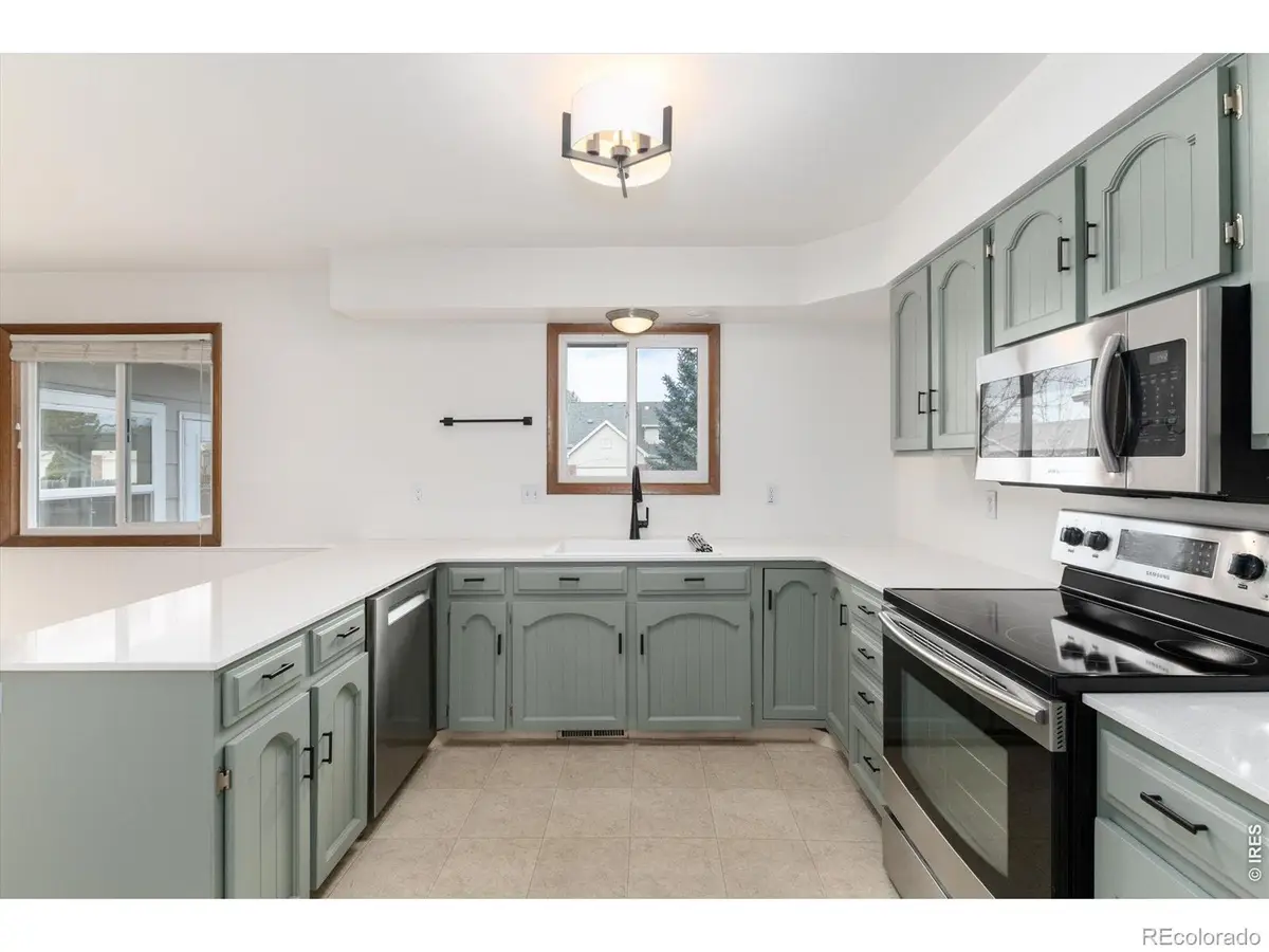 2516 Mountain View Avenue, Longmont, CO 80503 - #1