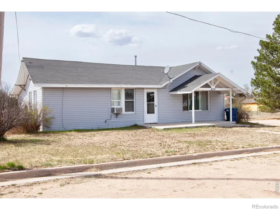 424 S Lincoln Avenue, Fleming, CO 80728 - #3