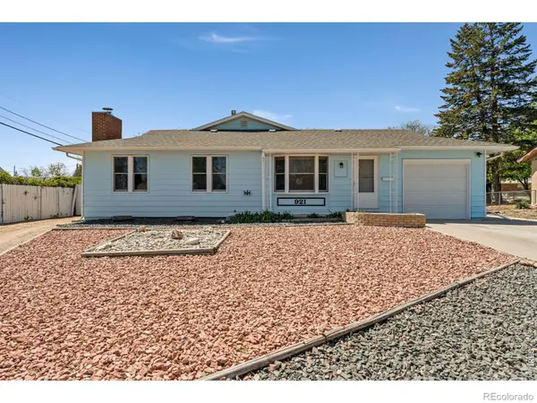 921 Shortleaf Court, Loveland, CO 80538