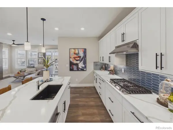 17433 W 93rd Place S, Arvada, CO 80007