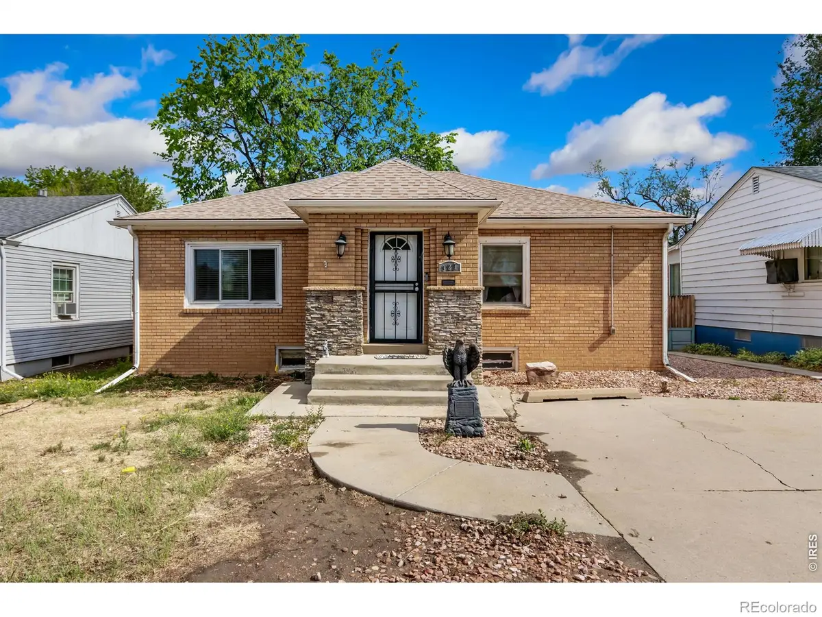 327 W Eisenhower Boulevard, Loveland, CO 80537 - #1