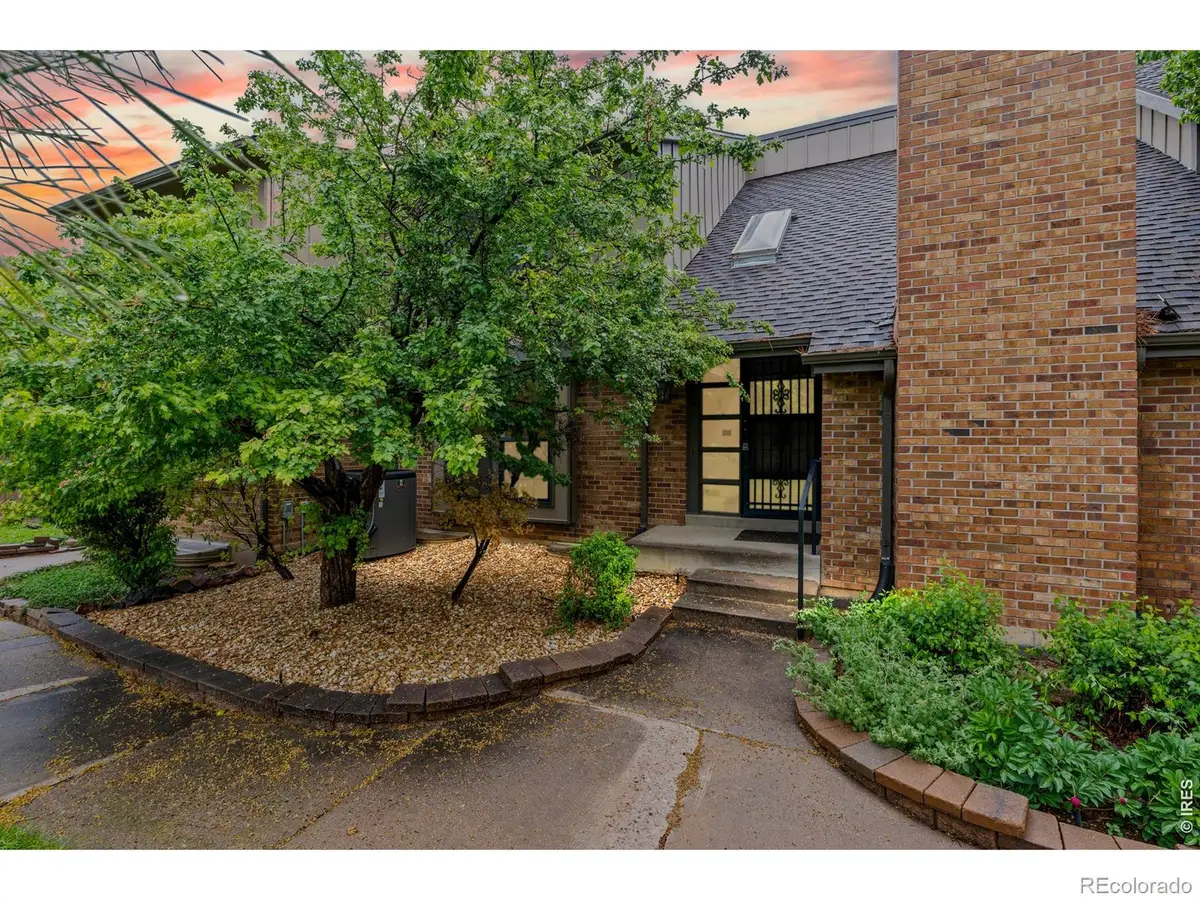 8018 E Phillips Circle, Centennial, CO 80112 - #1